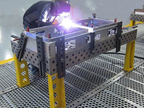 机器人焊接平台